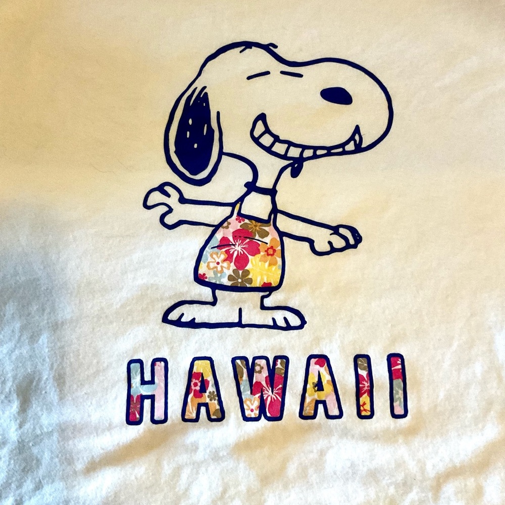 🌱Uniqlo White Snoopy Hawaii Women's Tee - Picture 4 of 6